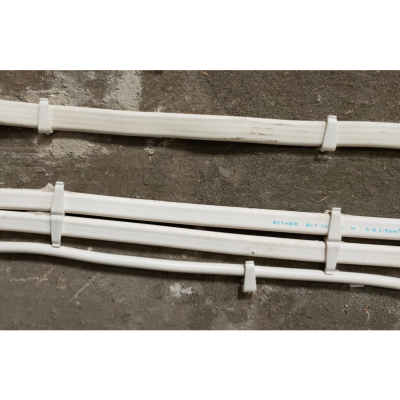 Uchwyt wciskany podtynkowy dla kabli od 3x1,5 do 4x2,5 podwójny - nylon bez halogenu  /opk=100szt./ 1TPIFD CELO (1TPIFD)